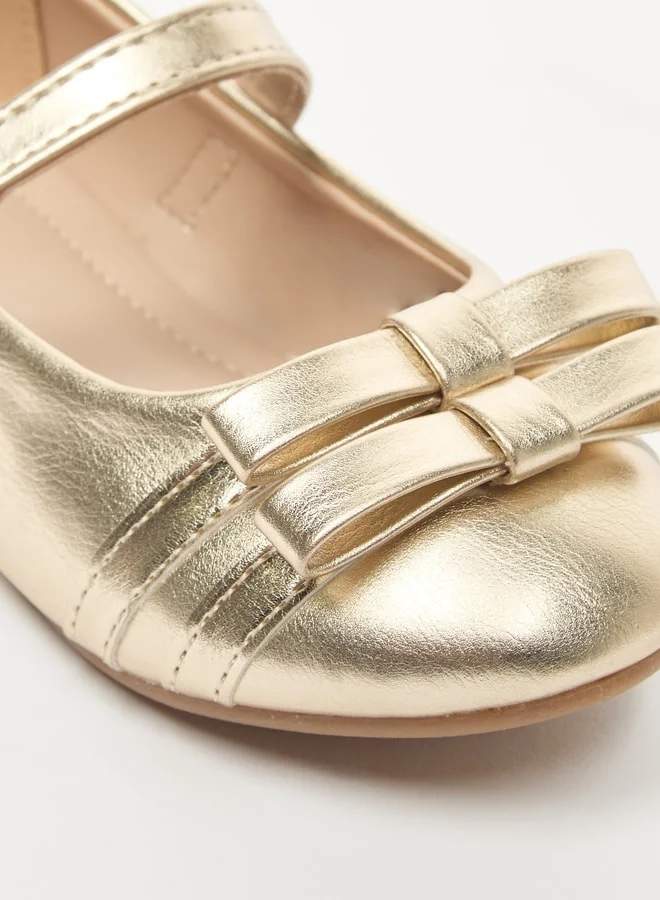 فلورا بيلا من شو إكسبرس Girls Casual Hook & Loop Round Toe Ballerinas