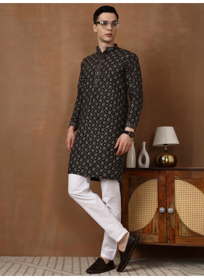 Devoiler Mens Black Embellished Cotton Kurta Set - Image 5