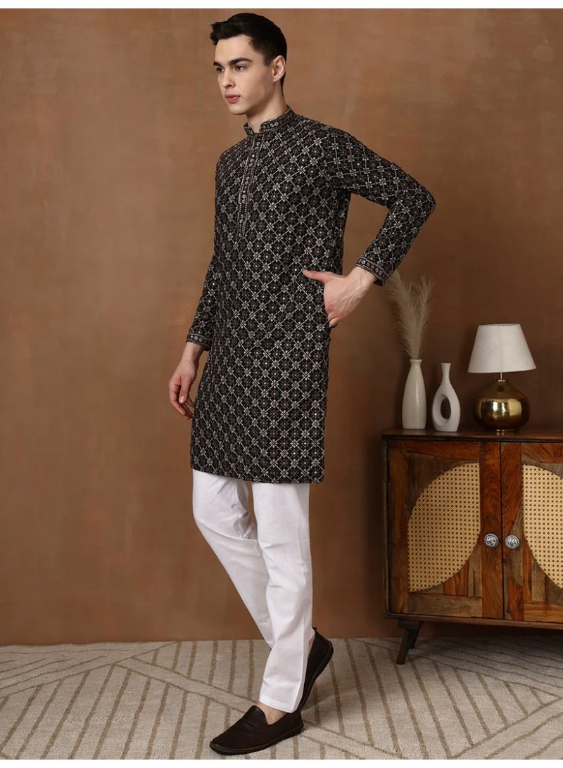 Devoiler Mens Black Embellished Cotton Kurta Set - Image 1