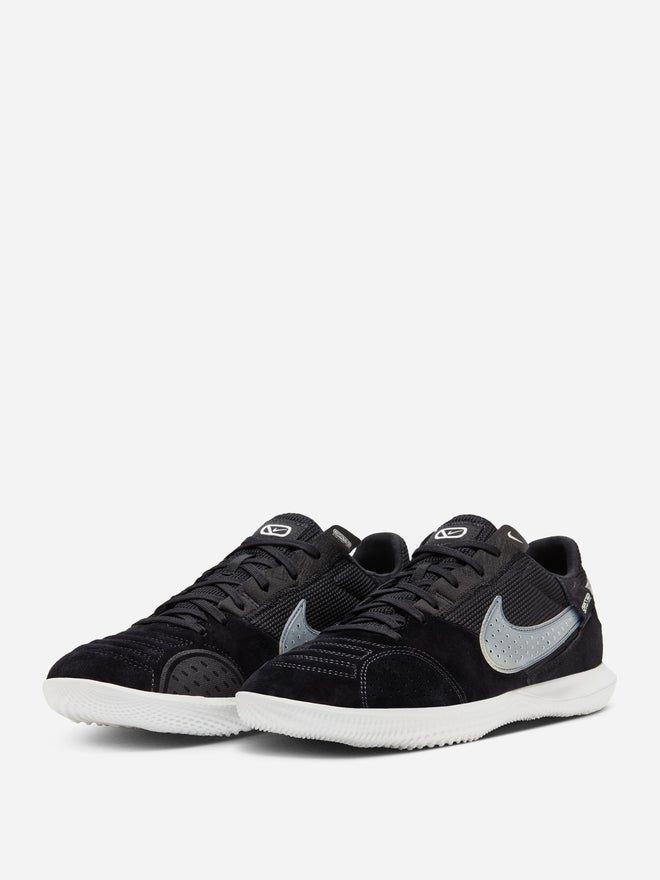 Nike Streetgato Low-Top Football Shoes - Image 3