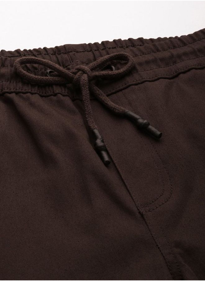 The Indian Garage Co Men Slim Fit Solid Mid-Rise Stretchable Chino Joggers  - Image 3