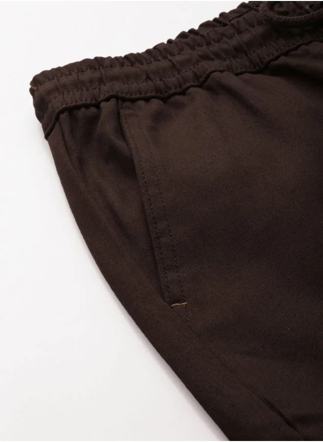 شركة المرآب الهندية Men Slim Fit Solid Mid-Rise Stretchable Chino Joggers