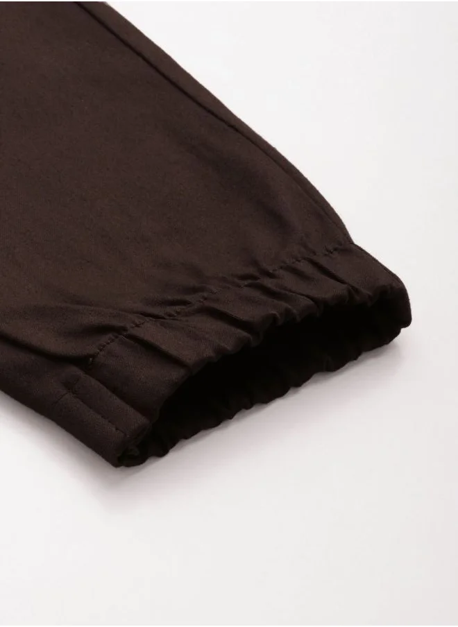 شركة المرآب الهندية Men Slim Fit Solid Mid-Rise Stretchable Chino Joggers