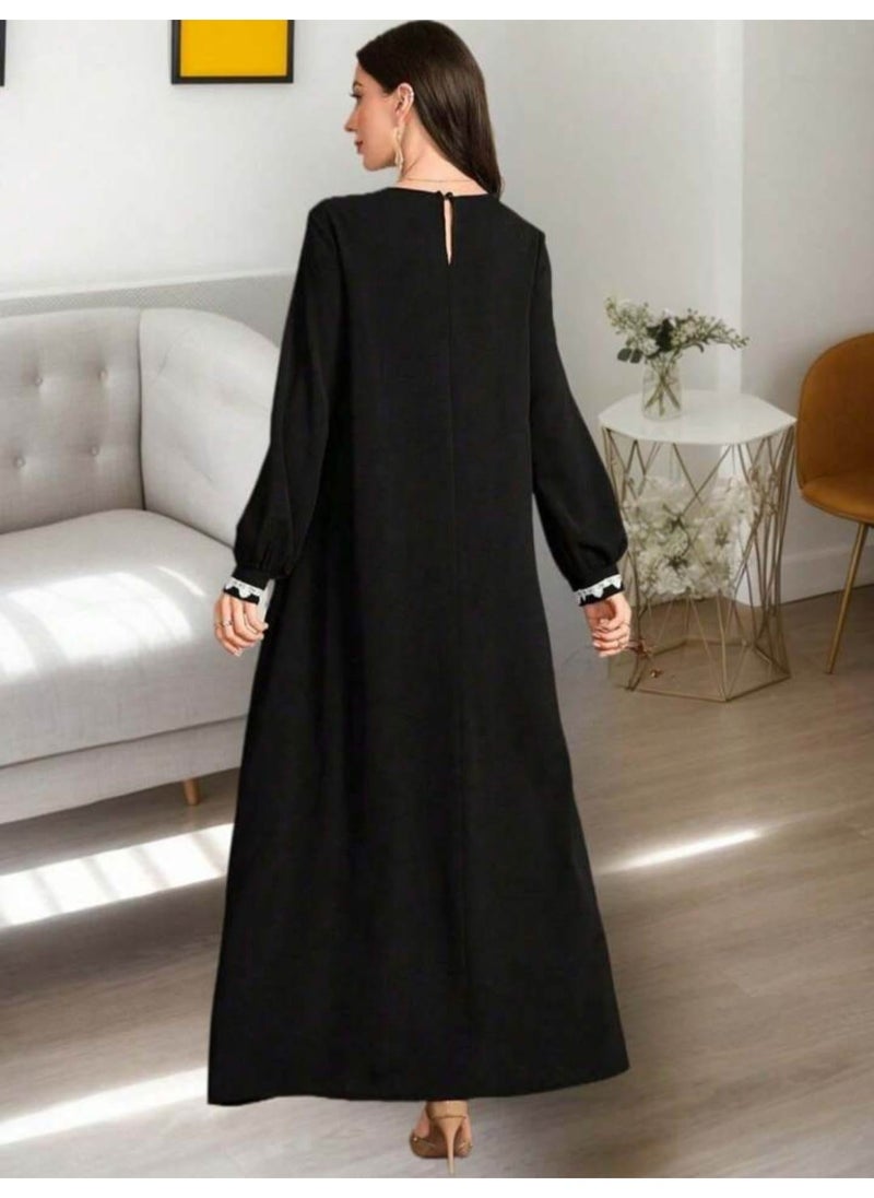 A soft, luxurious Saudi crepe abaya that suits your refined taste.