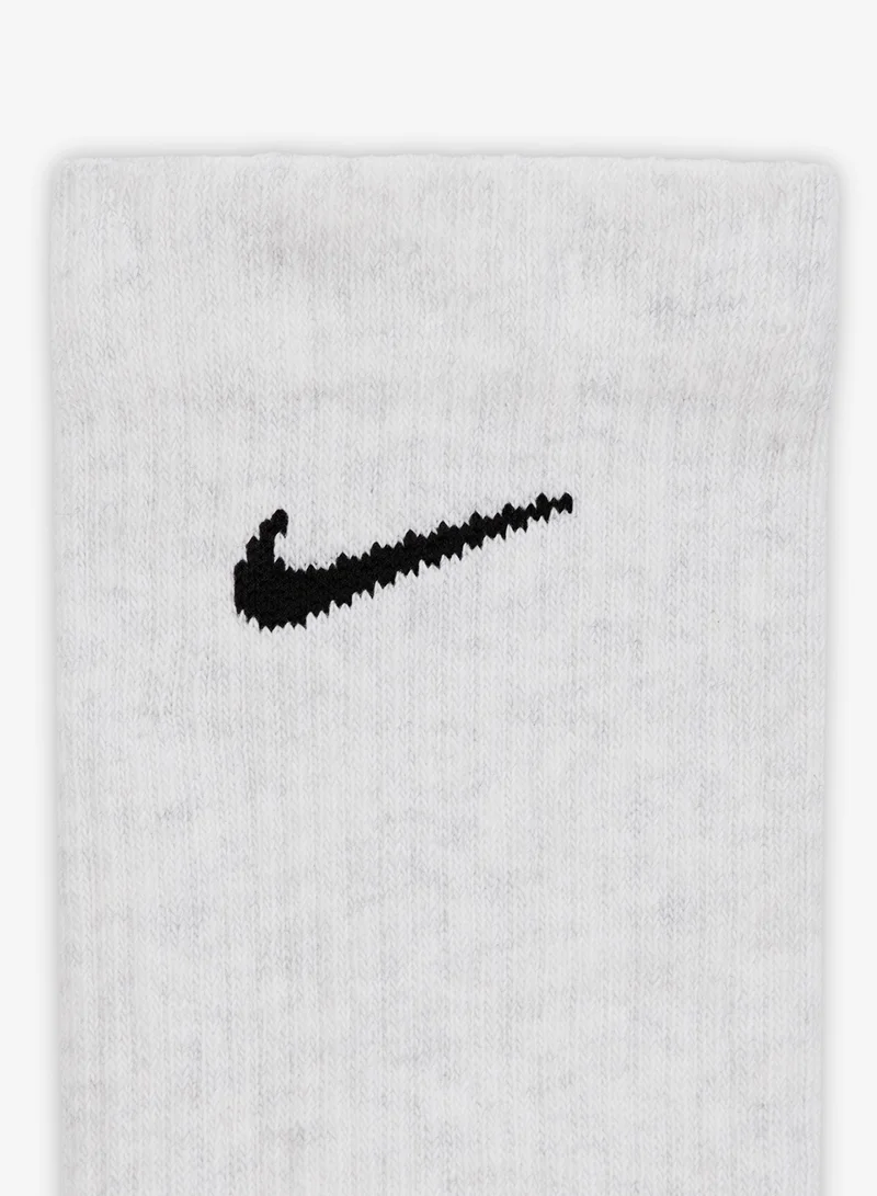 Nike BIRCH HTR(BLACK)/OATMEAL HTR(BLACK)/GREY HTR(WHITE) 3-Pack Everyday Elevated Crew Socks  | Best Price UAE