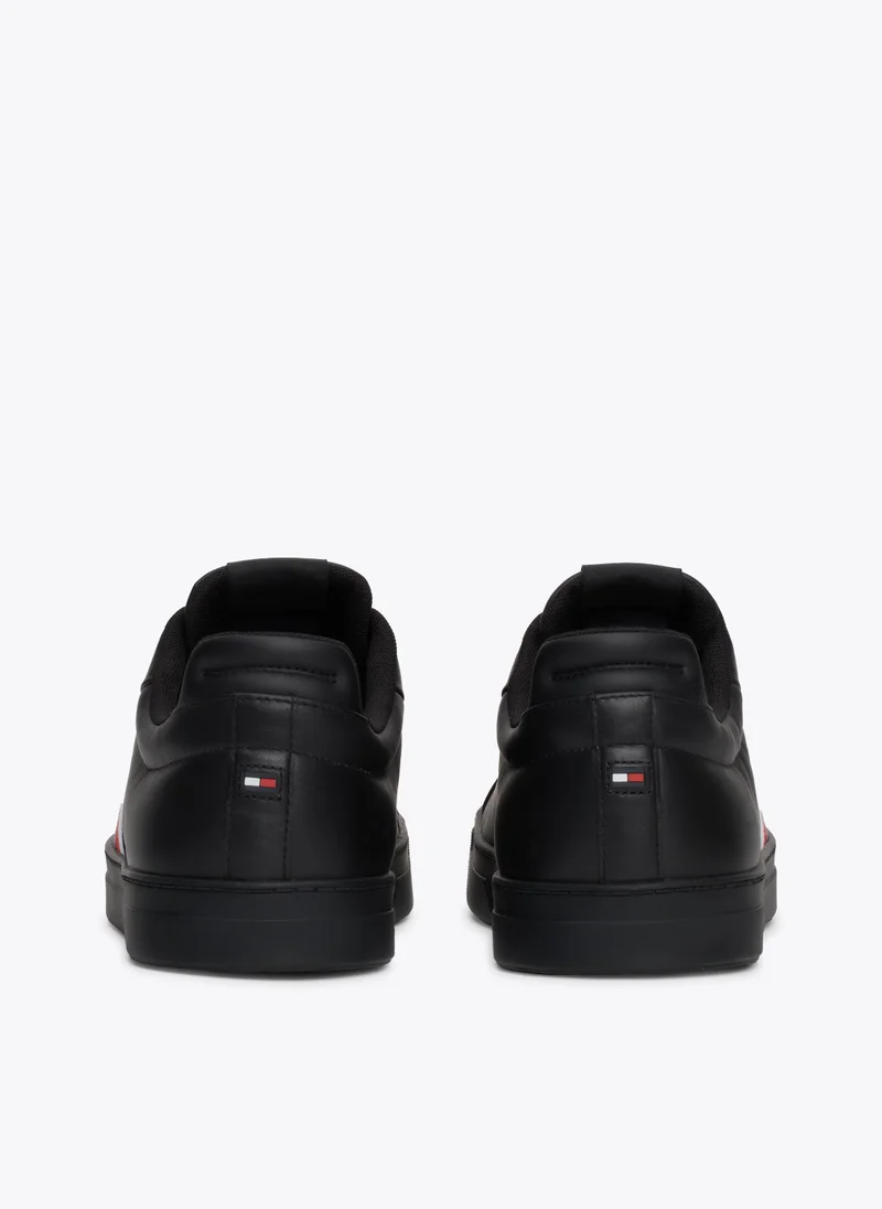 تومي هيلفيغر Casual Lase Up Low - Top Sneakers