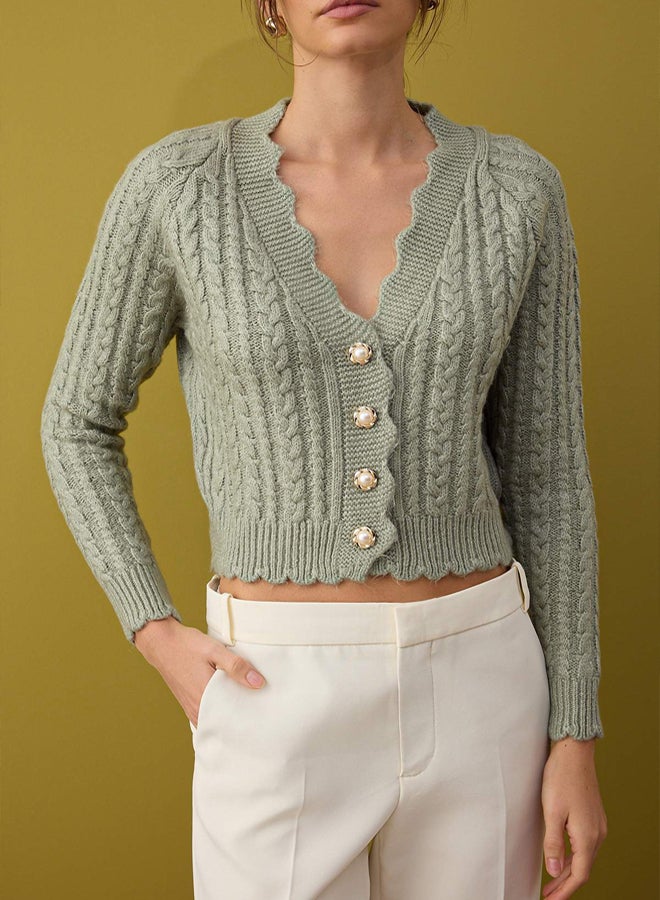 trendyol Mint Soft Textured Pearl Button Detailed Crop Knitwear Cardigan - Image 3