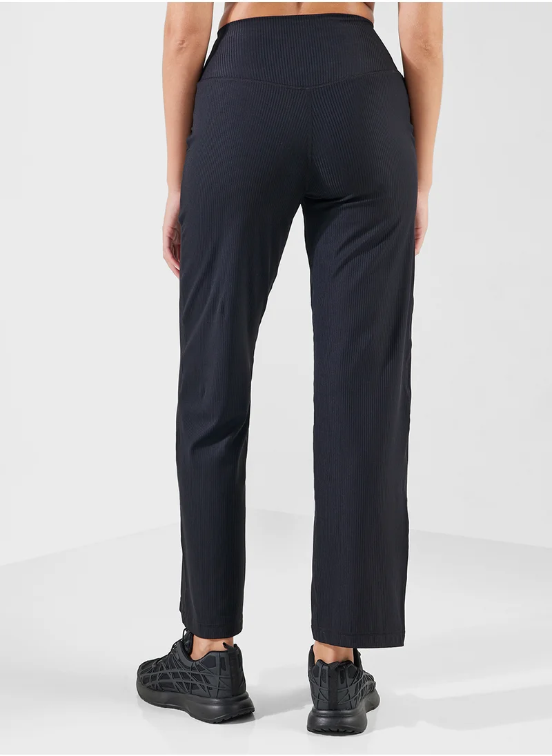 FRWD Mid Rise Straight Fit Training Pants