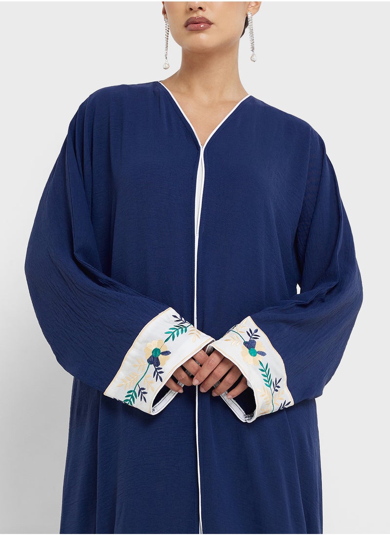 hayas closet V-Neck Printed Straight Sleeve Abaya  - Image 3