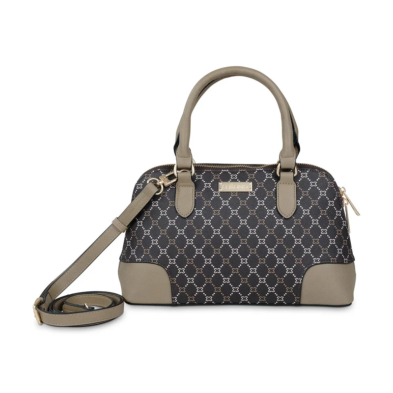 ميلانو KERSTIN KETTLE