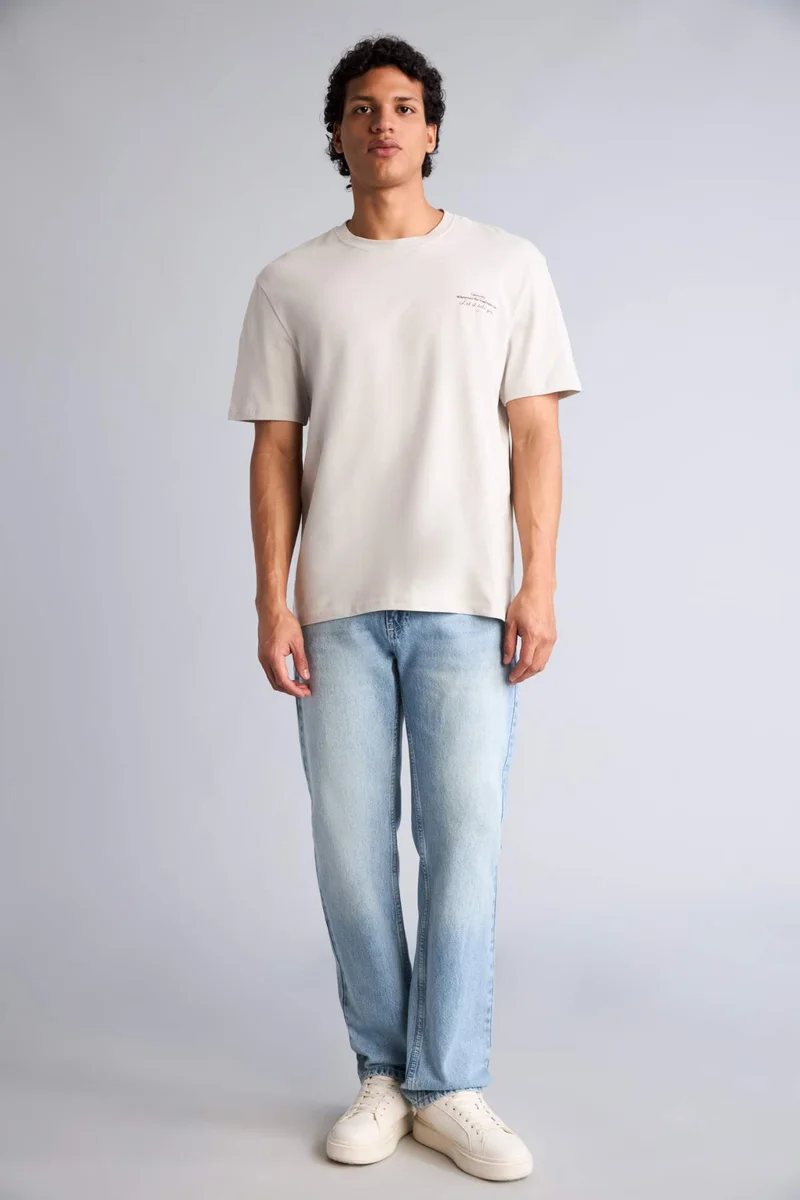 ديفاكتو Regular Fit Printed Short Sleeve T-Shirt