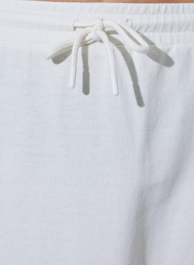 Styli Off White Slogan Print Knitted A-Line Maxi Skirt - Image 3