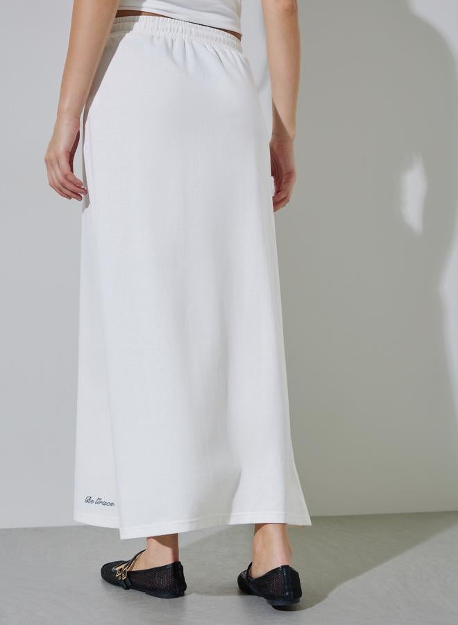 Styli Off White Slogan Print Knitted A-Line Maxi Skirt - Image 5