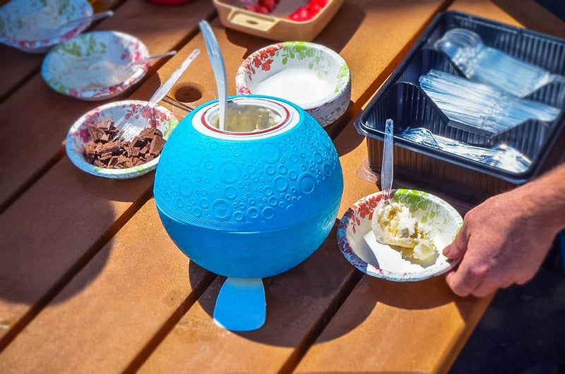 UCO كرة الآيس كريم من YayLabs! SoftShell زرقاء، بحجم بينت، توت أزرق - Image 3