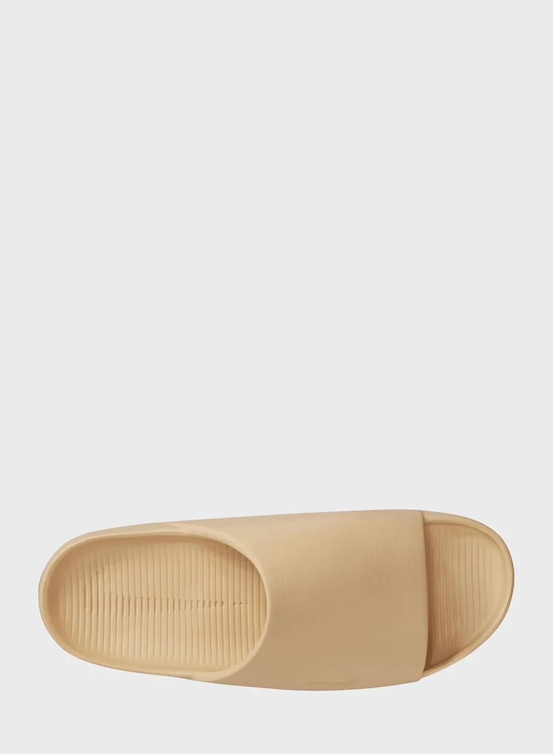 Nike Essential Slides