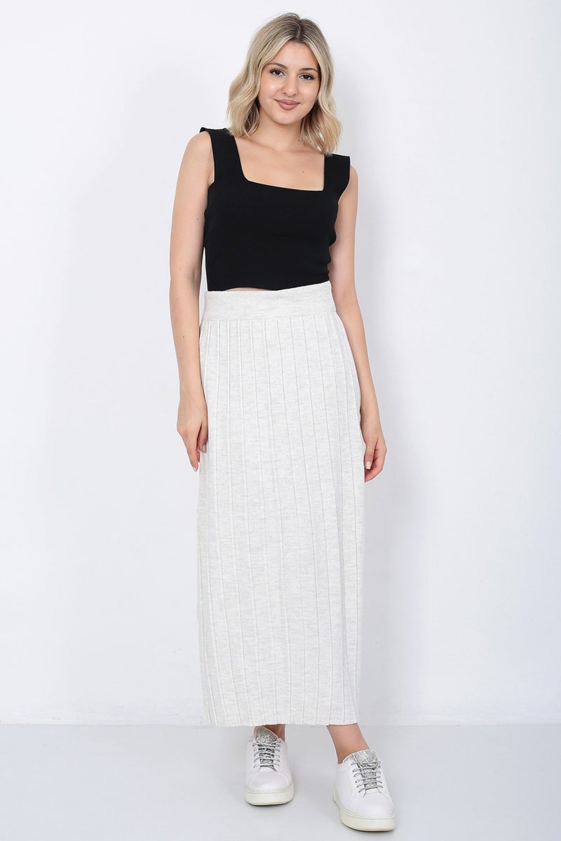 Lugmo Women's Knitwear Skirt Oversize Stone Color  - Image 2