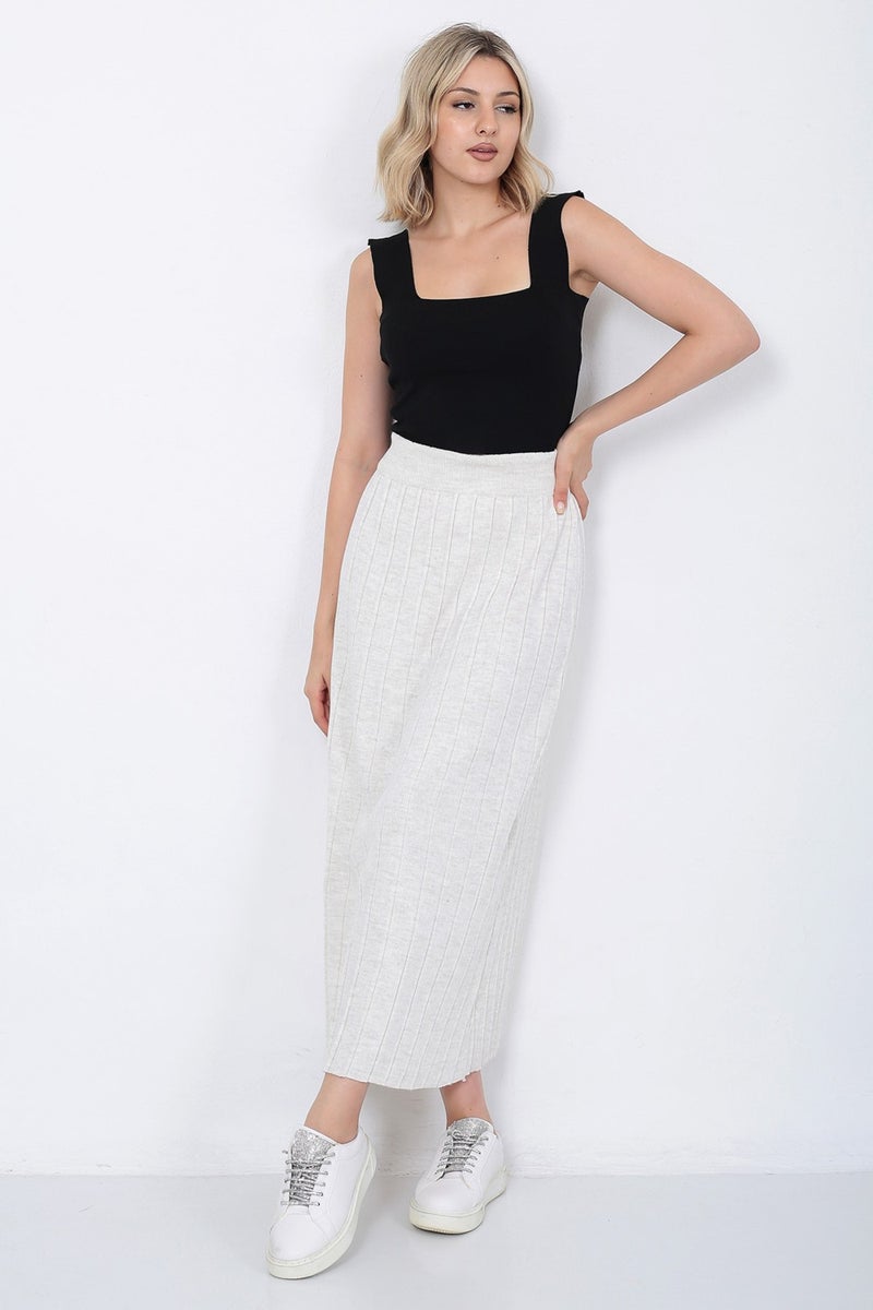 Lugmo Women's Knitwear Skirt Oversize Stone Color  - Image 3