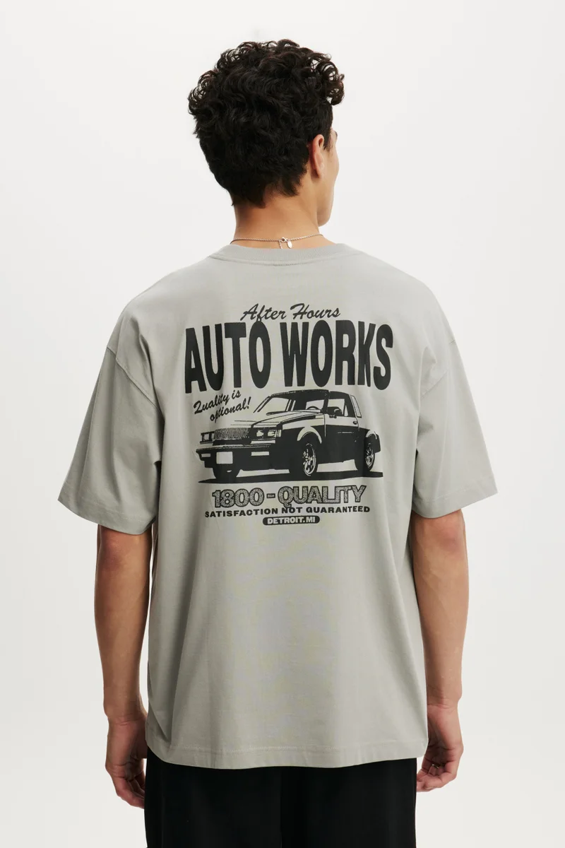 كوتون اون Box Fit Graphic T-Shirt