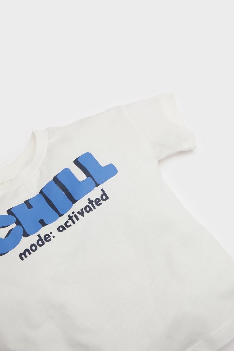 ديفاكتو طقم اولادي بطبعة شعار قصة عادية - قطعتين - Image 3