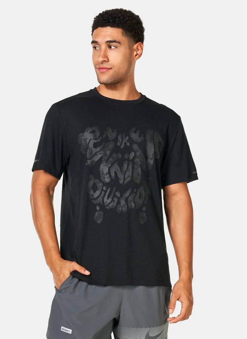 نايكي Men's Dri-FIT Rise 365 Running Division T-Shirt