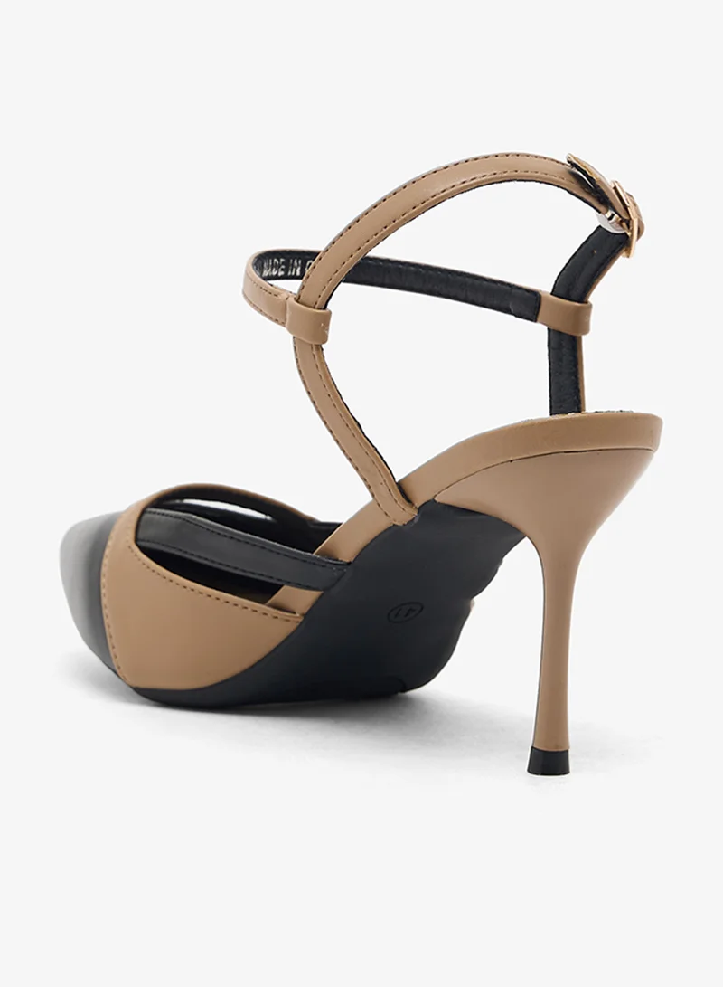 بي ار حذاء بكعب عالٍ مدبب