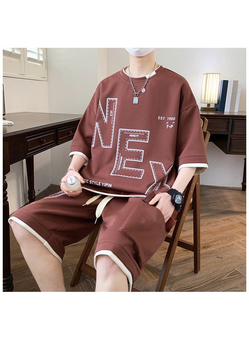 Fashionable Men's Printed Casual Short Sleeved Sports Suit  - Image 2