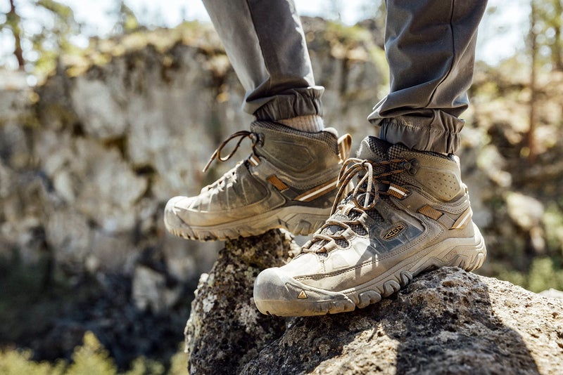 KEEN Men's Targhee 3 Mid Height Waterproof Hiking Boots - Image 2