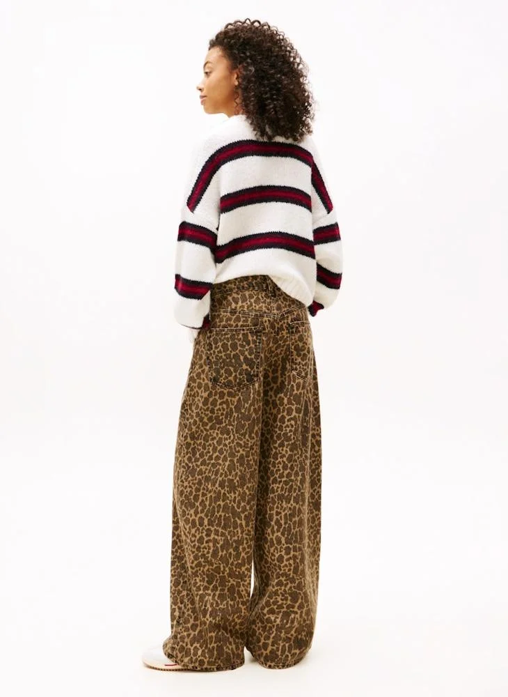 تومي جينز جينز واسع بطبعة جلد الفهد