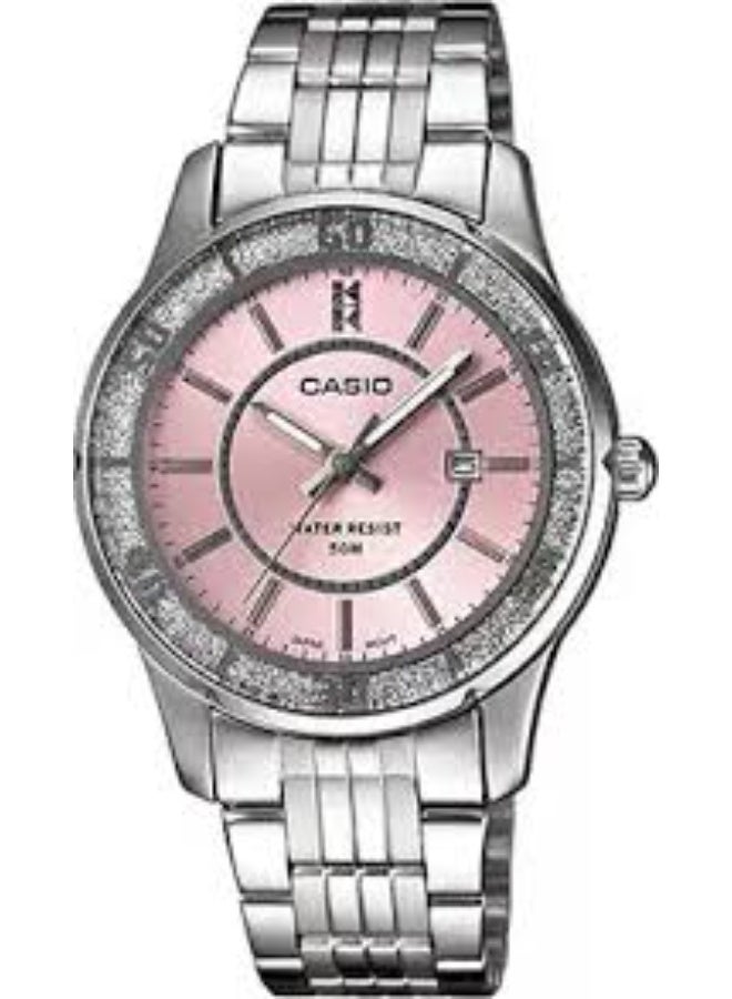 CASIO ساعة أنالوج للنساء من سلسلة إنتايسر LTP-1358D-4A