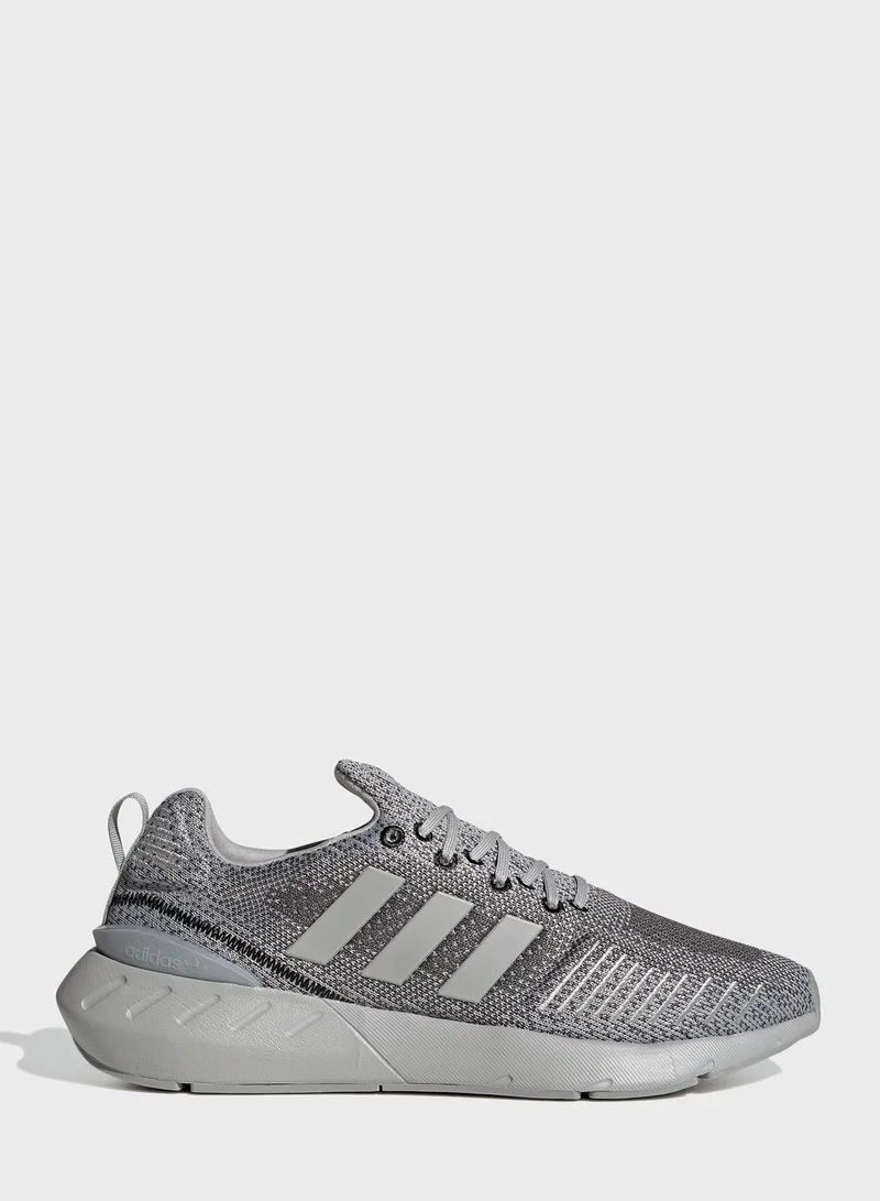 adidas Originals Swift Run 22