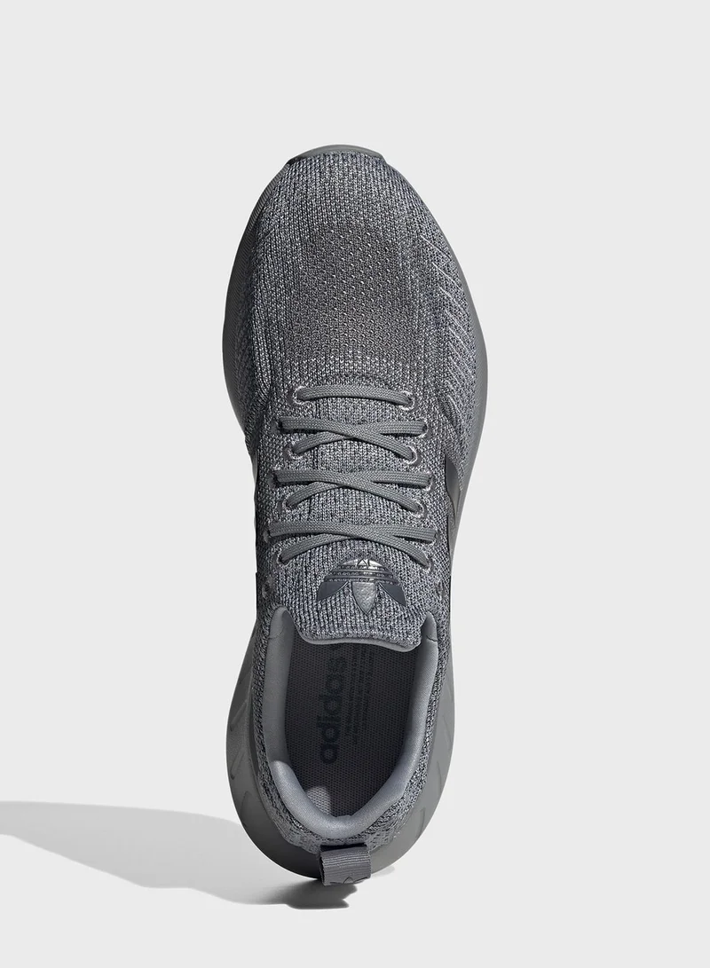 adidas Originals Swift Run 22