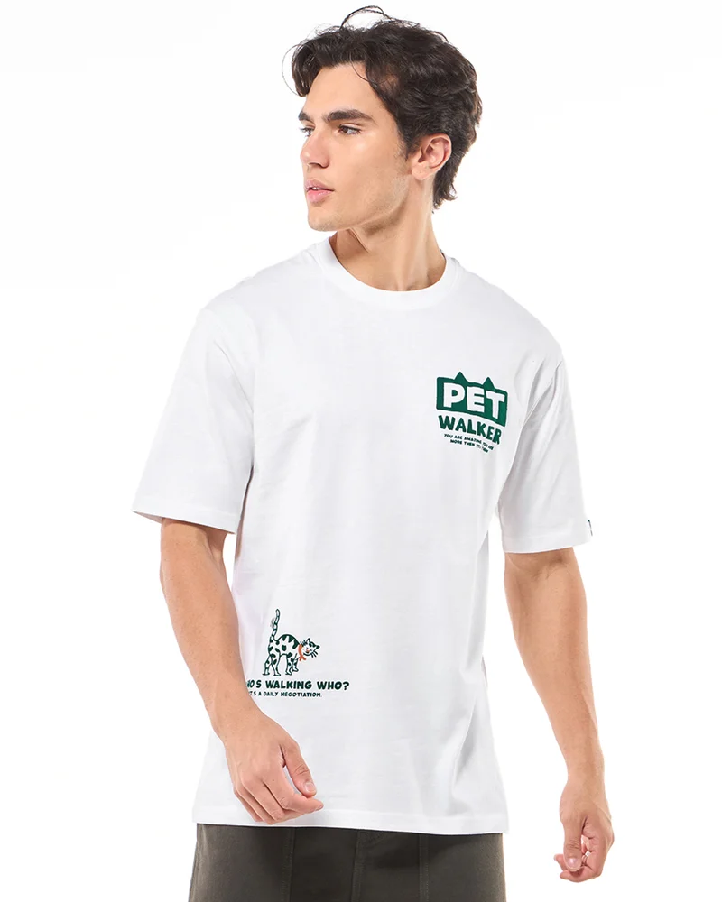 بيواكوف تيشيرت رجالي أبيض بطبعة جرافيك   بقصة واسعة