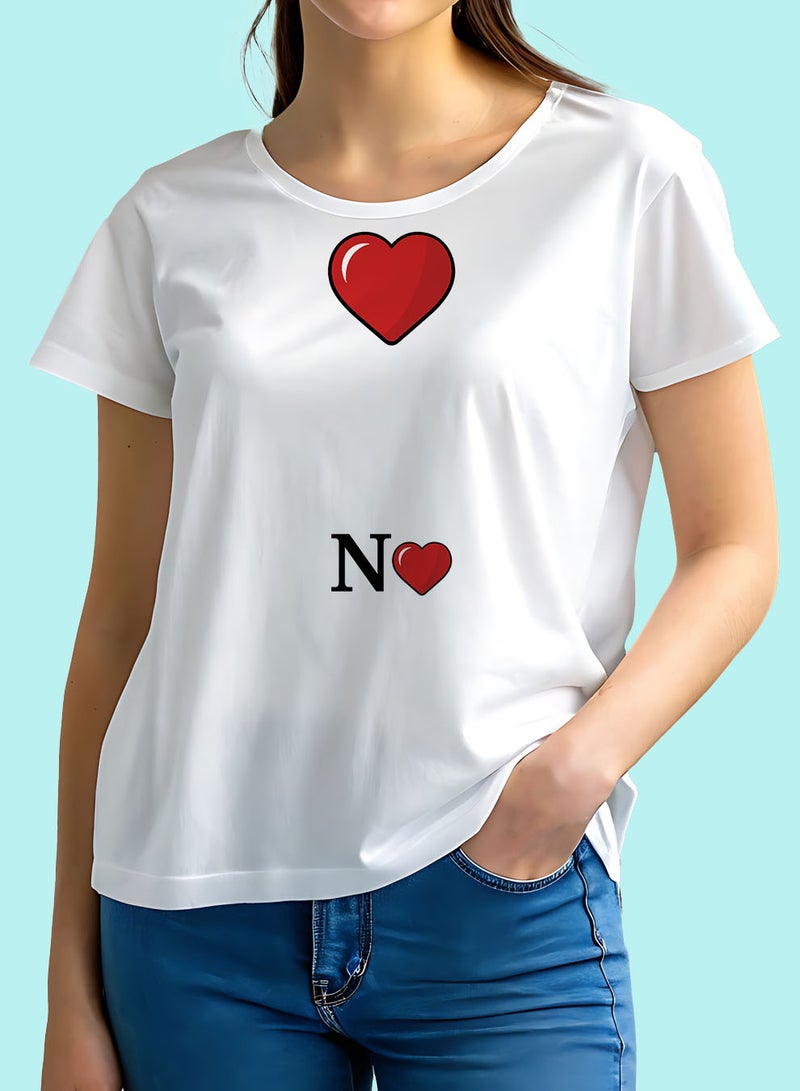 لوحة تيشيرت قطن قابل للتخصيص بحرف من اختيارك مع تصميم قلب أحمر - Image 3