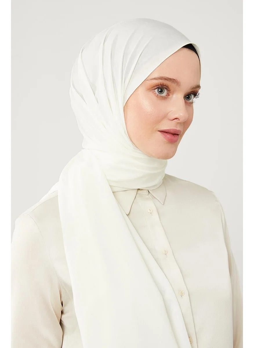 ليفيدور Off White Jacquard Puzzle Pattern Elegance Shawl