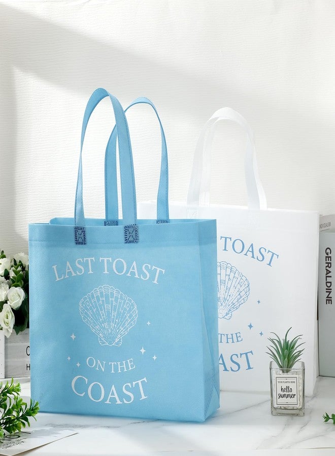 FYSUIMU مجموعة FYSUIMU المكونة من 8 قطع من أكياس "آخر نخب على الساحل" غير المنسوجة ذات المقابض، قابلة لإعادة الاستخدام، باللونين الأزرق والأبيض، بتصميم صدفة، مثالية لحمل الهدايا وتوزيعها في حفلات توديع العزوبية على الشاطئ أو حفلات ما قبل الزفاف. - Image 3