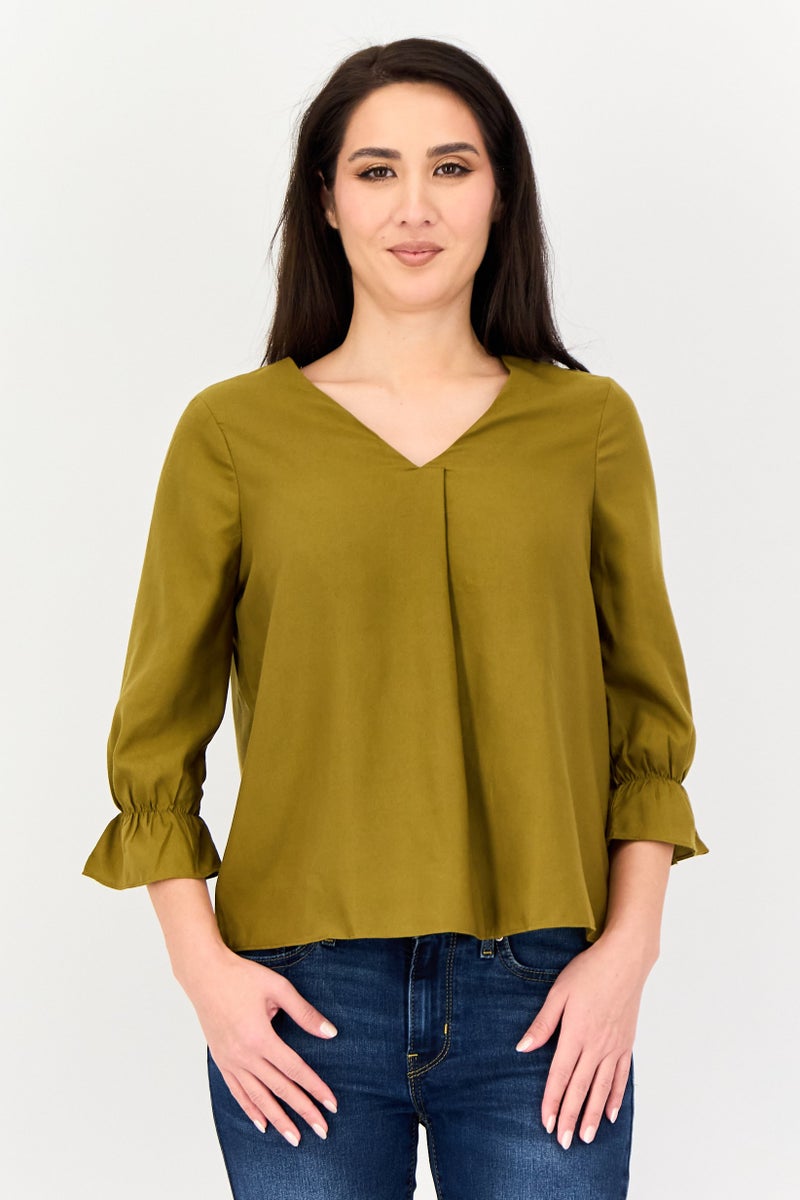 VERO MODA بلوزة نسائية بأكمام طويلة على شكل حرف V من إيسينري x فيرو مودا، زيتوني - Image 1