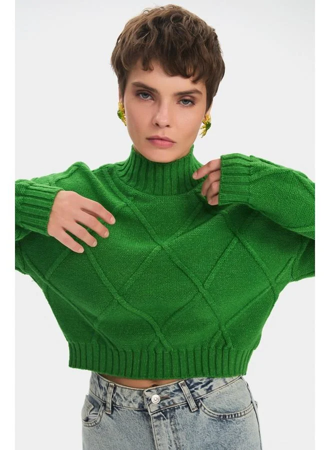 جون June Women High Collar Self-Patterned Knitwear Sweater Green