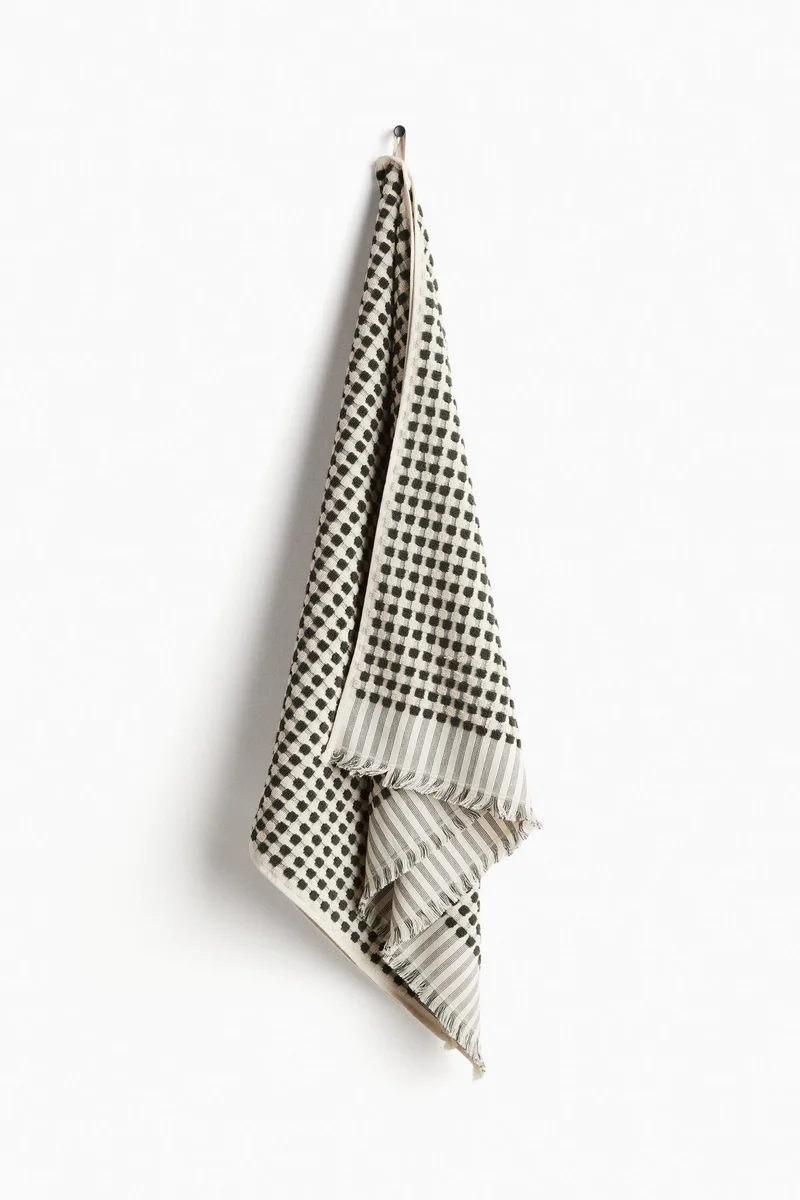 H&M Patterned cotton terry bath towel