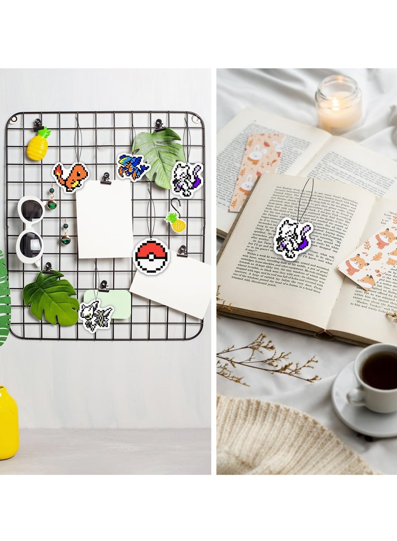 جي تي عطر هواء كرتوني معلق 8 قطع برائحة الثلج المنعشة هدايا إكسسوارات سيارات الألعاب الرجعية زينة عيد الميلاد للسيارة، زينة مرآة الرؤية الخلفية المعلقة، ديكور داخلي للسيارة - Image 5