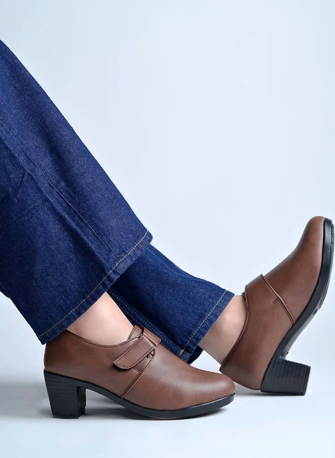 Shoetopia Shoetopia Brown Block Pumps with Bows