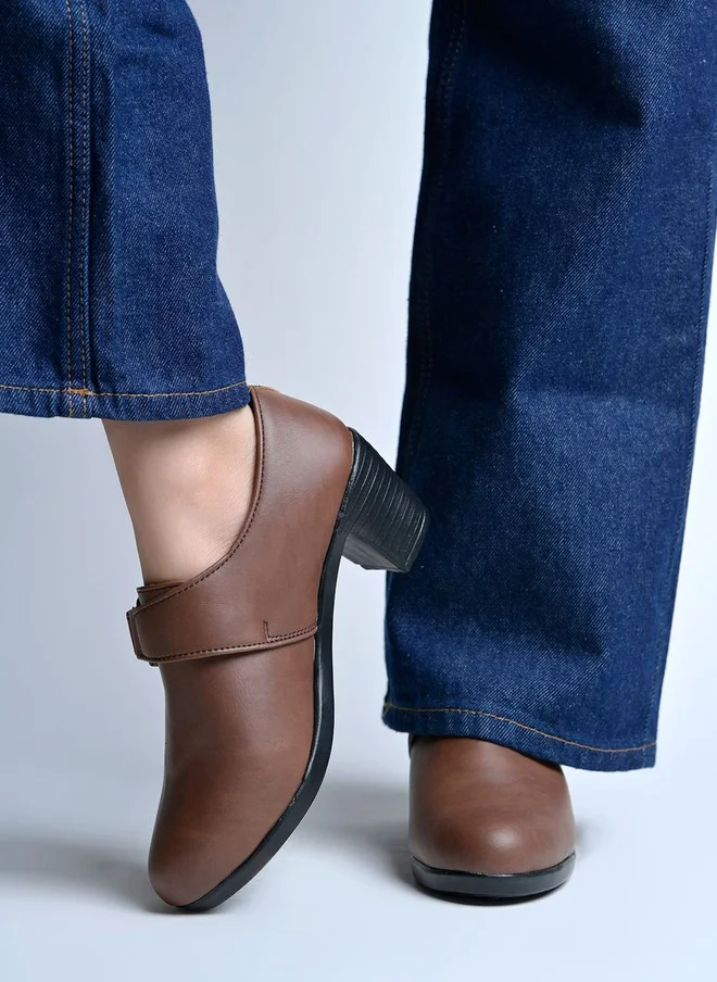 Shoetopia Shoetopia Brown Block Pumps with Bows