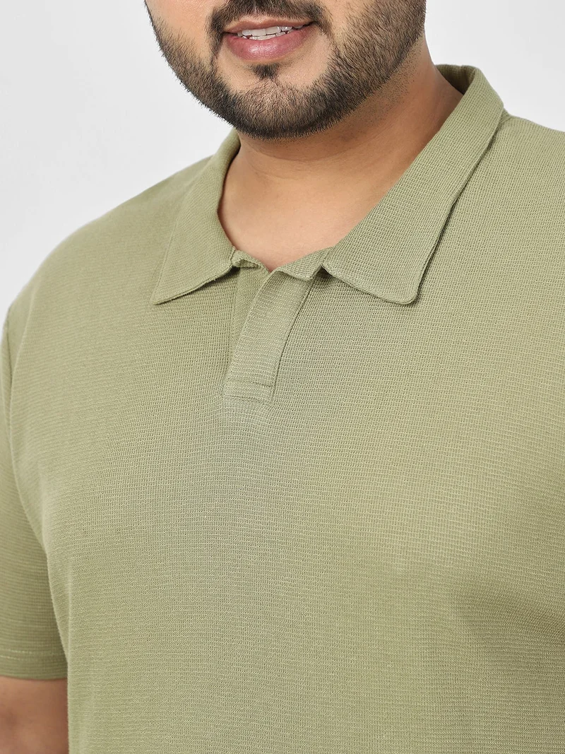 Urbano Fashion  Urbano Plus Men's Matcha Green Textured Regular Fit Half Sleeve Cotton Polo T-Shirt  | Best Price UAE