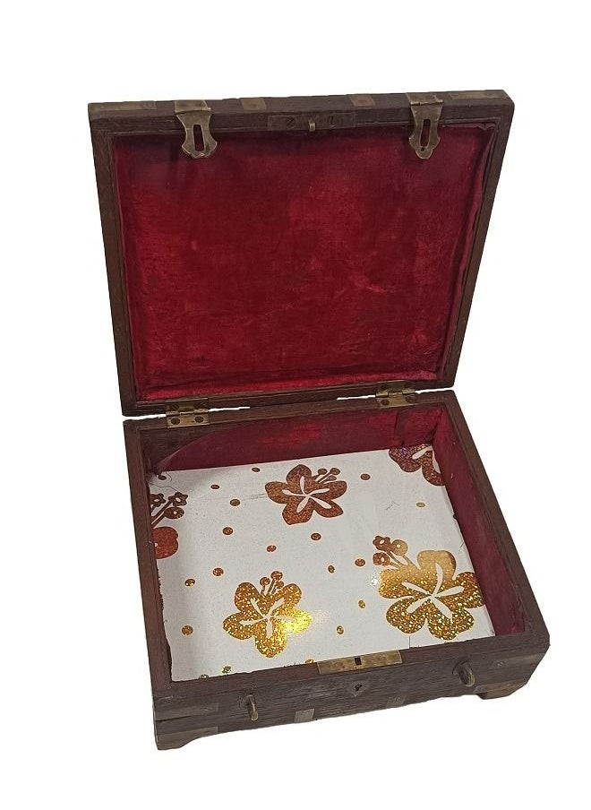 null - Antique wooden box with unique design - Image 1