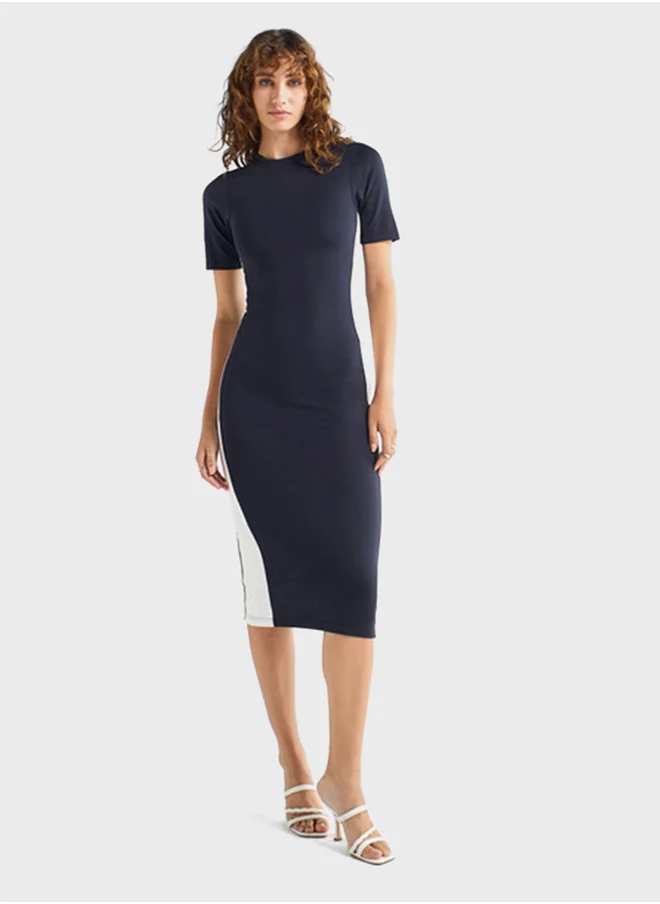 FAV Panelled Crew Neck Bodycon Dress