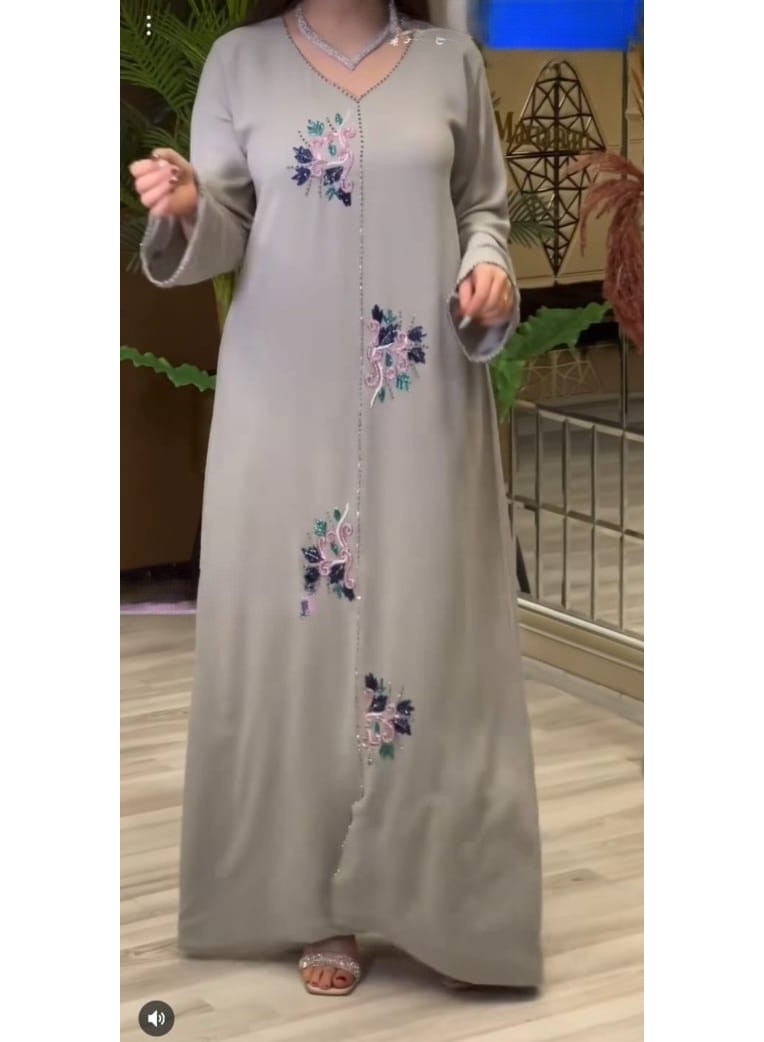 High quality elegant hand-embroidered long gray Moroccan caftan