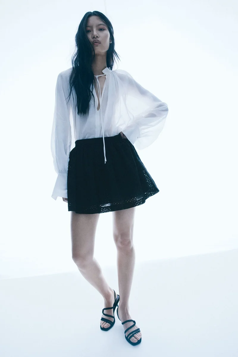 H&M Broderie anglaise mini skirt