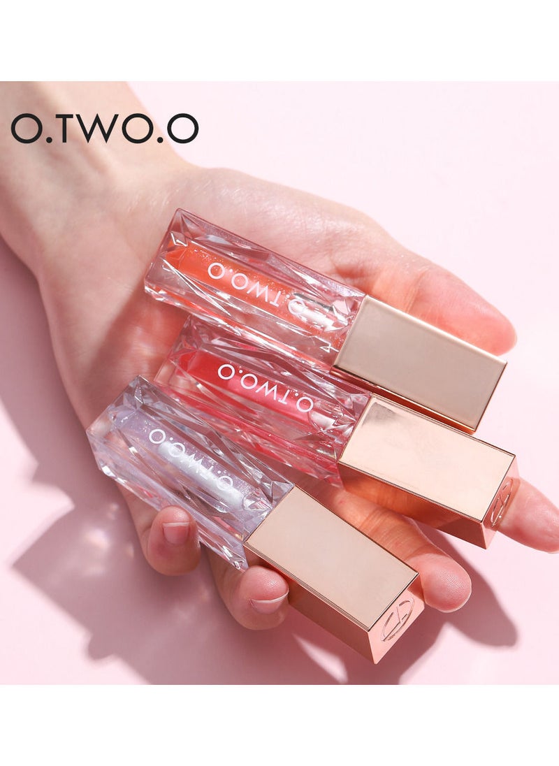 O.TWO.O Hydrating Glitter Plumping Overlay Lip Gloss 01#  - Image 2