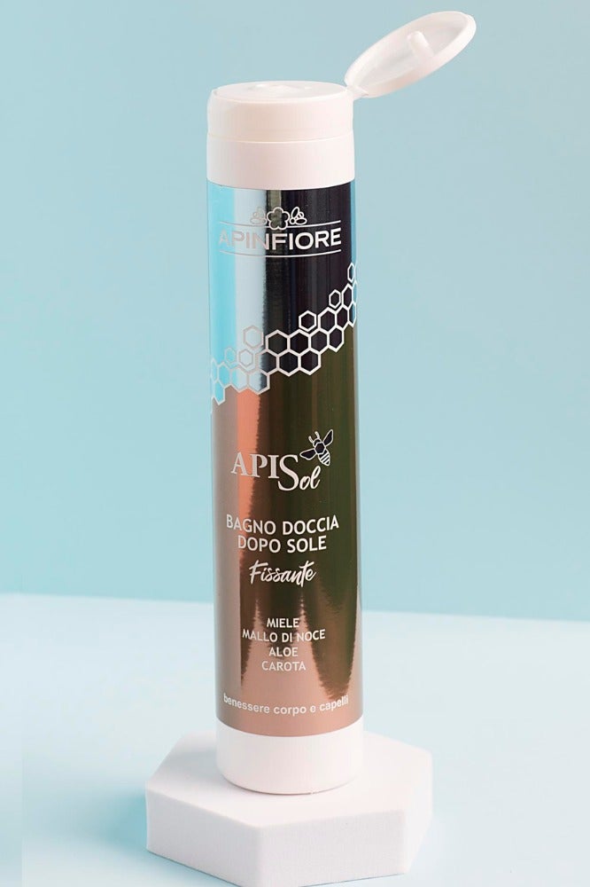 أبيس شامبو عضوي بعد التعرض لأشعة الشمس 2 في 1 - منظف للشعر والجسم بخلاصة الجزر والعسل والصبار وزيت قشر الجوز - يصلح الشعر المجعد والجاف والهش - يهدئ ويرطب وينظف فروة الرأس - 2 × 250 مل - Image 2