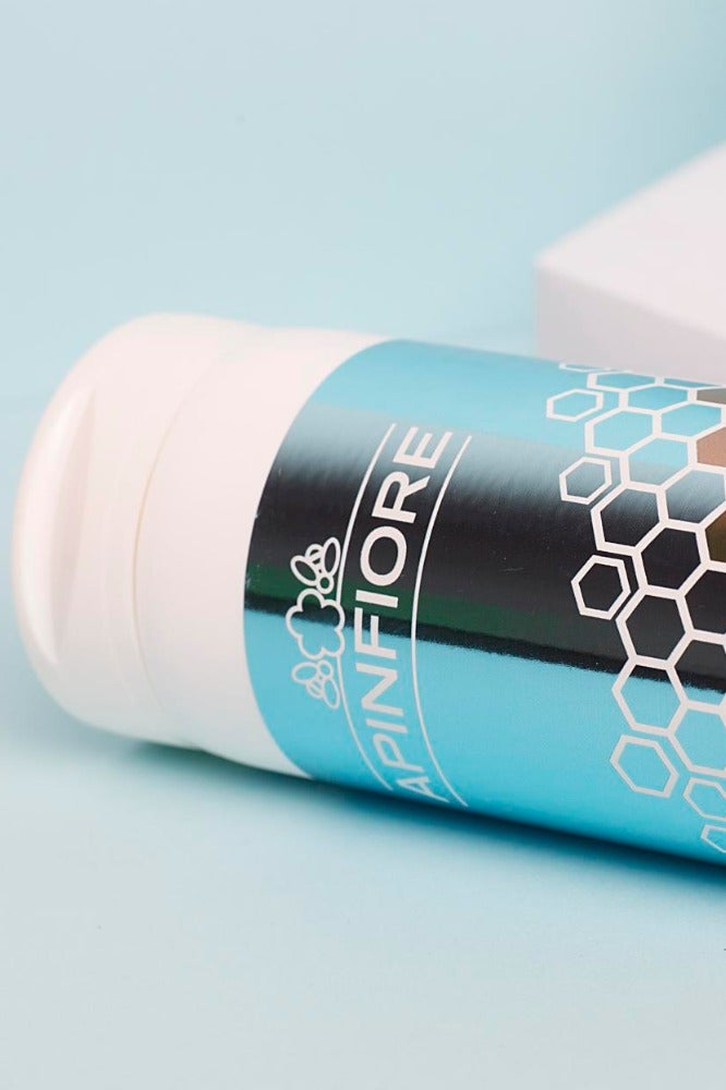 أبيس شامبو عضوي بعد التعرض لأشعة الشمس 2 في 1 - منظف للشعر والجسم بخلاصة الجزر والعسل والصبار وزيت قشر الجوز - يصلح الشعر المجعد والجاف والهش - يهدئ ويرطب وينظف فروة الرأس - 2 × 250 مل - Image 4