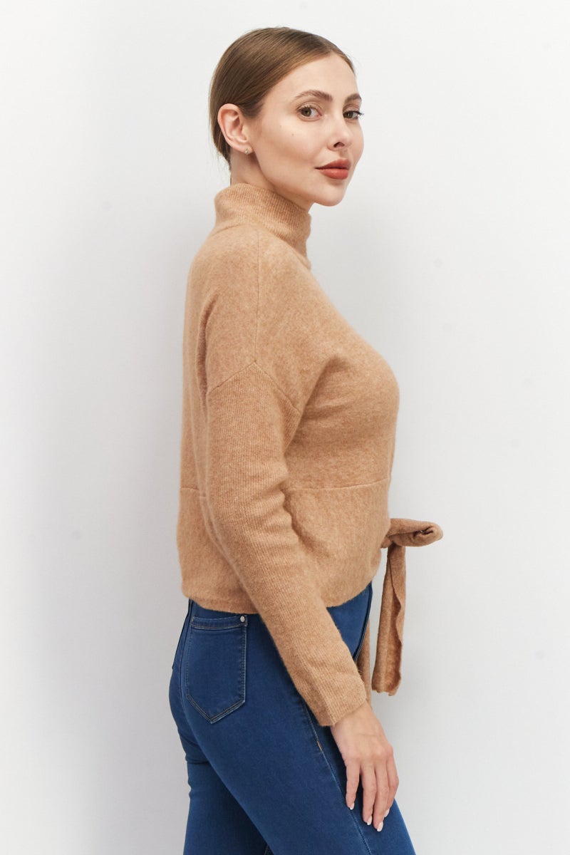 VERO MODA كنزة ليندا ذات الرقبة المرتفعة للنساء من كوتور ميد فور فيرو مودة، تان هندي - Image 2